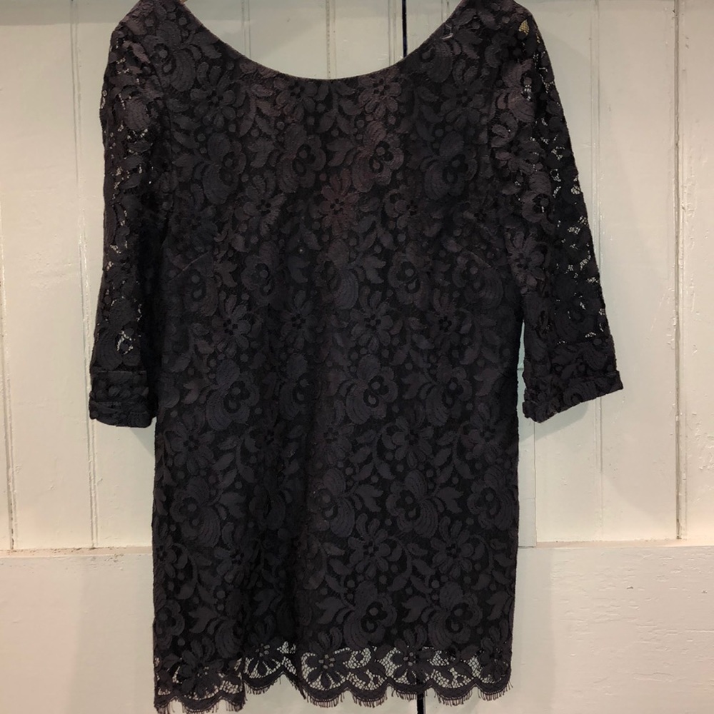Beautiful lace Shoshanna top